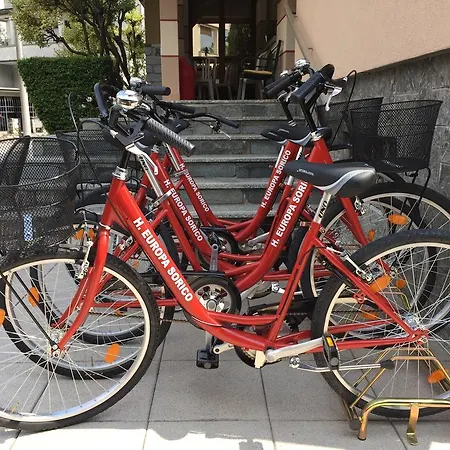 מלון Europa - 3*