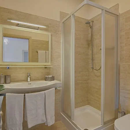 Europa - Hotel 3*